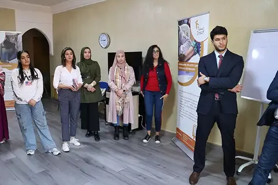 Les jeunes filles accompagnées par l'INSAF dans les locaux de l'association à Marrakech.