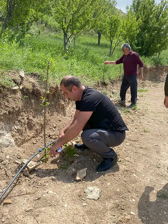Le Fonds Arménien de France déploie dans 114 villages un projet de développement agricole.
