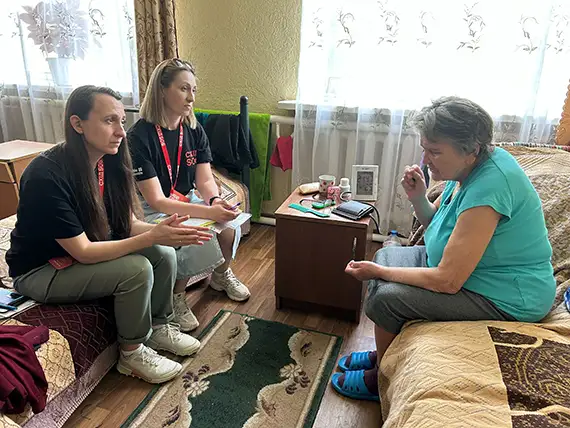 L’ONG Angels of Salvation propose un accompagnement psychologique de proximité aux habitants de la ville de Vapniarka.