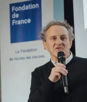 Gilles Pagès, lauréat prix recherche médicale Fondation de France / Jean Valade - © Cyril Marcilhacy