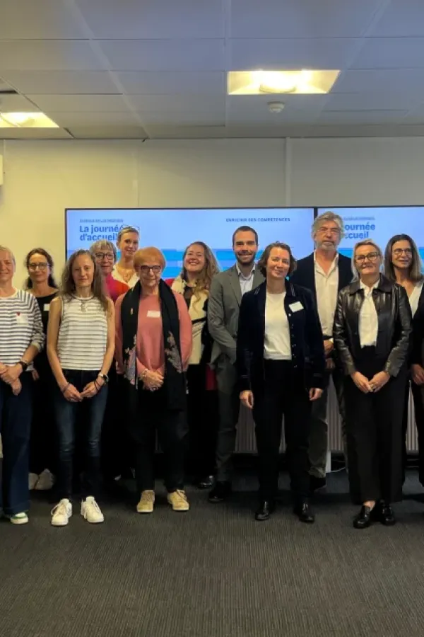 Les fondateurs et représentants de fondation des quinze nouvelles fondations abritées à la Fondation de France.